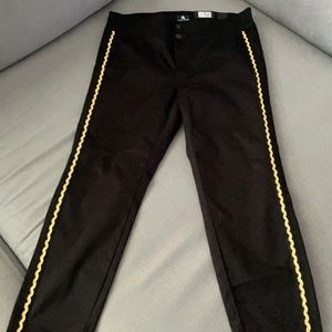 Ladies pants